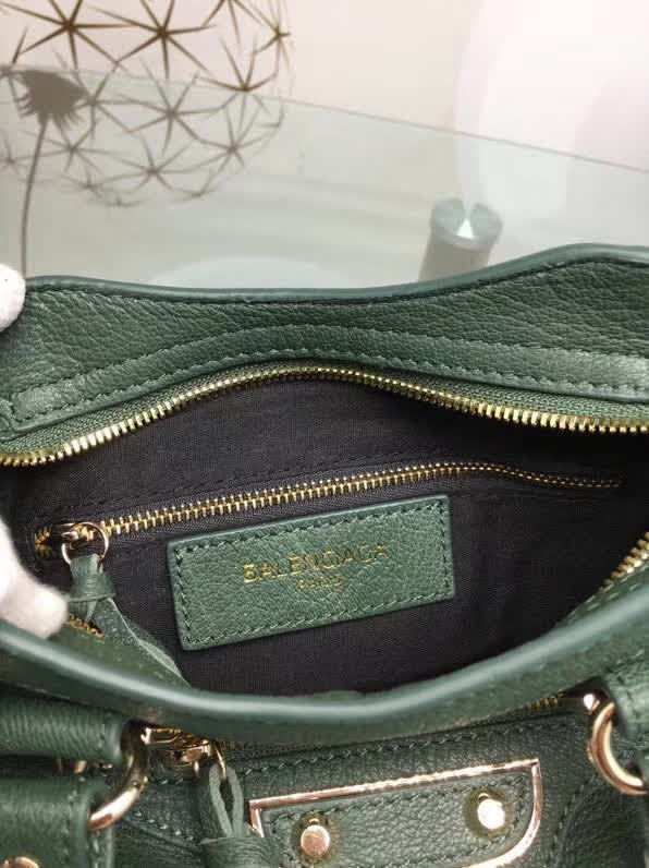 BALENCIAG巴黎世家 原版義大利進口山羊皮 小金釘 單肩斜挎包  BL1153